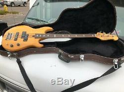 Yamaha BB2000 Broad Bass Fretless Electric Bass Guitar with Hard Shell Case