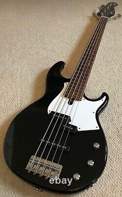 Yamaha BB235BL 5 String BroadBass Black