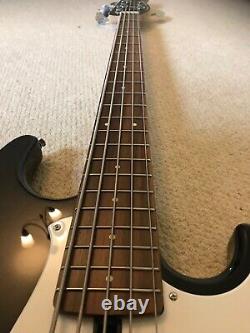 Yamaha BB235BL 5 String BroadBass Black