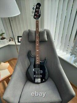 Yamaha BB414 bass guitar