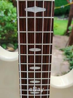 Yamaha BB425 5 String Electric Bass Guitar