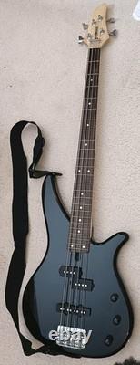 Yamaha RBX170 electric bass including strap + free case