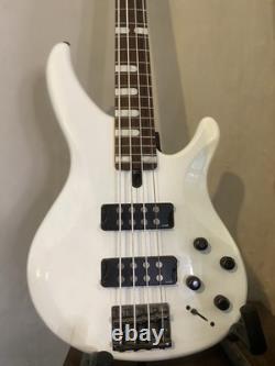 Yamaha TRBX304 Bass guitar. Excellent. Barely used